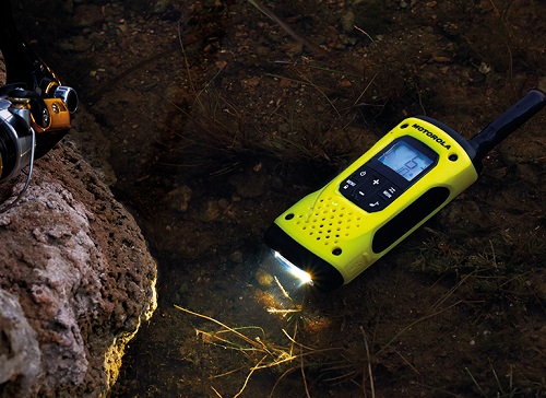 A Motorola T92 H2O PMR rádióval a legvadabb kalandok során is kapcsolatot tud tartani